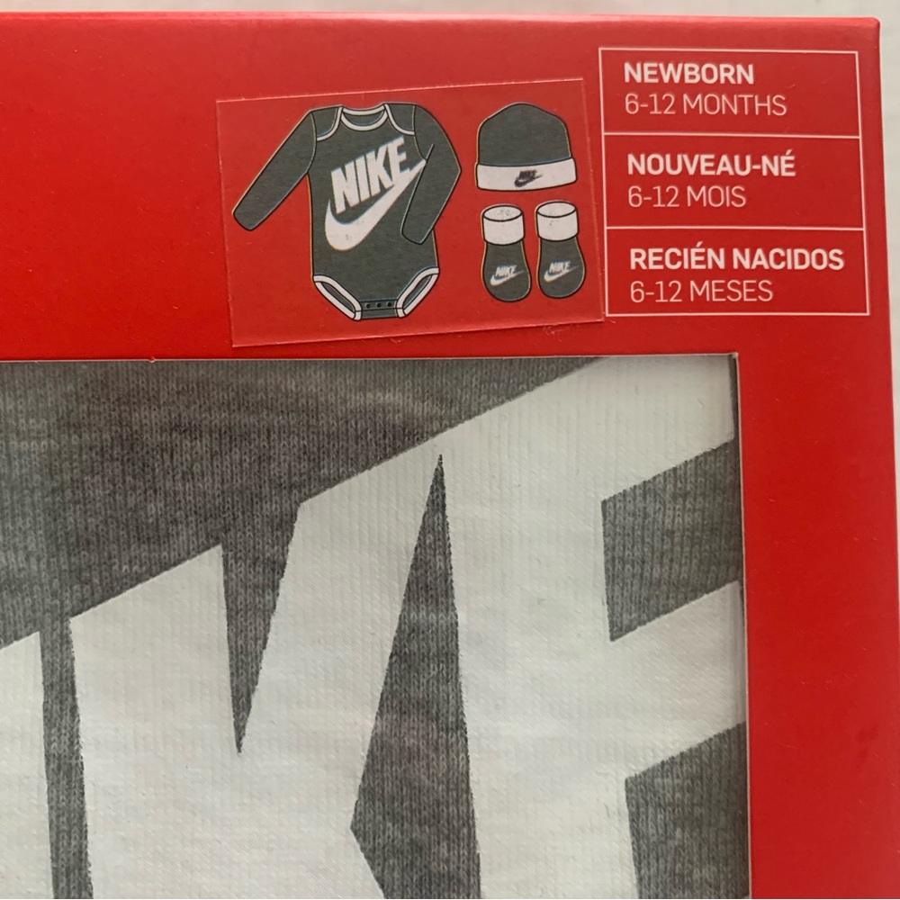 Nike Newborn 3-piece Set (0-6months)-grey - Picture 4 of 8